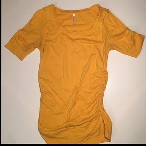 Yellow slim fit t shirt